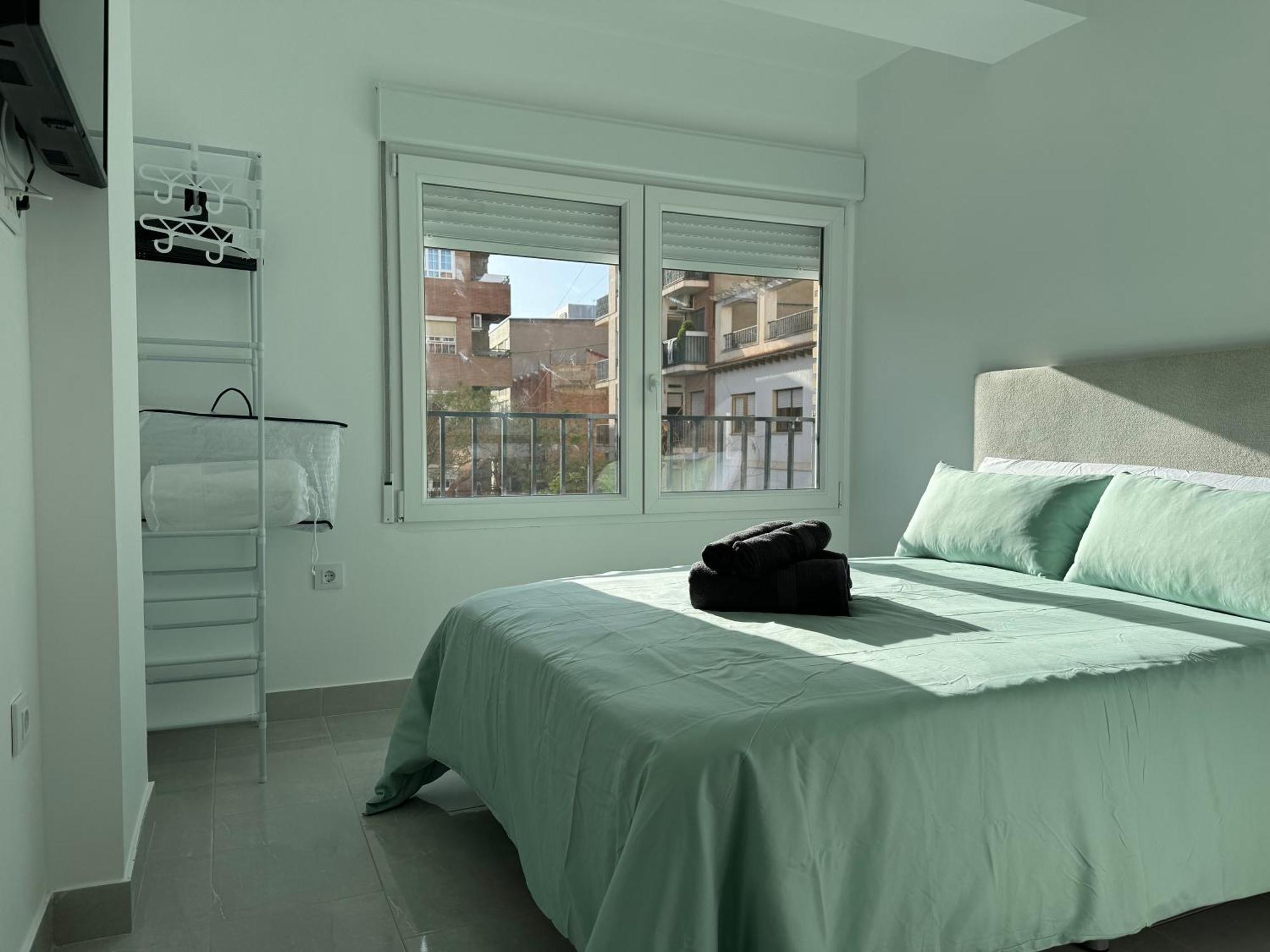 אלמנסה Apartamento Leon Centrico, Moderno Y Muy Equipado מראה חיצוני תמונה